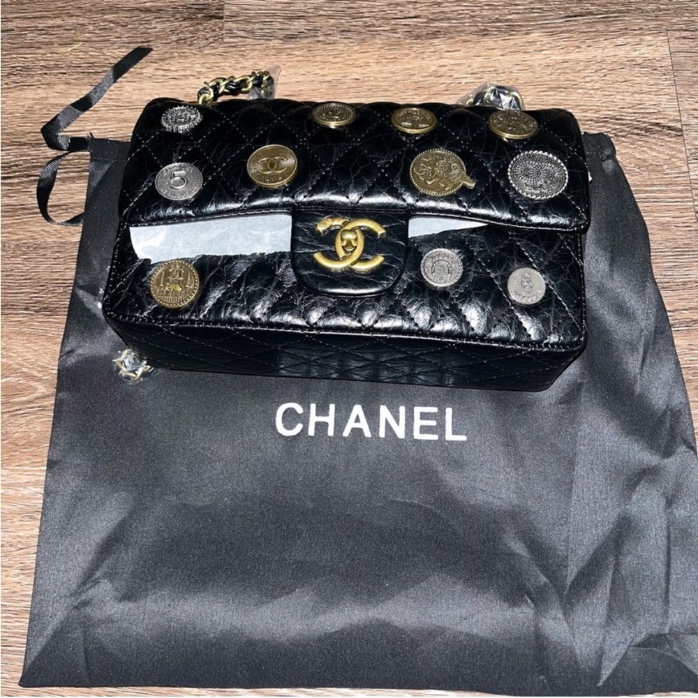 Cute fashion purse Black Quilted Leather Bag with Gold and Silver Accents